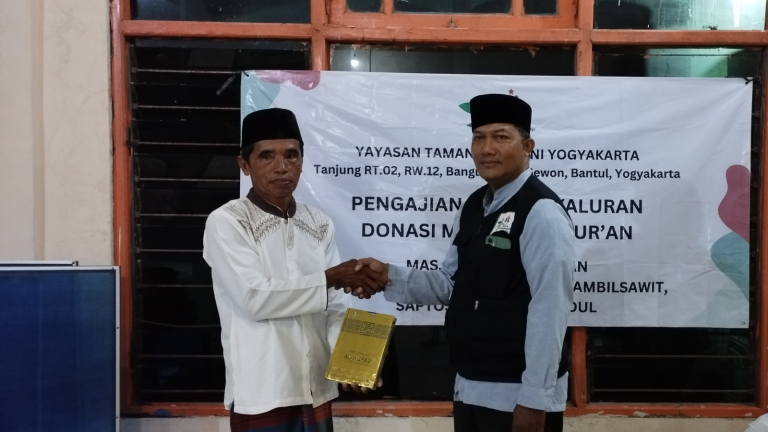 Penyaluran Wakaf Mushaf Al-Qur’an dan Safari Dakwah Taman Rahmani ke Masjid Baiturrohman Gunungkidul
